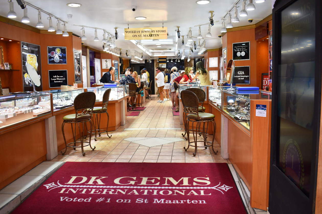 DK Gems International St Maarten Entrance1 1260