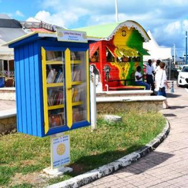 No Money for Books? Get them for Free in St. Maarten